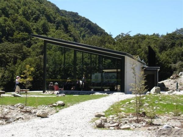 Steve Chadwick opens new facility at the Routeburn track